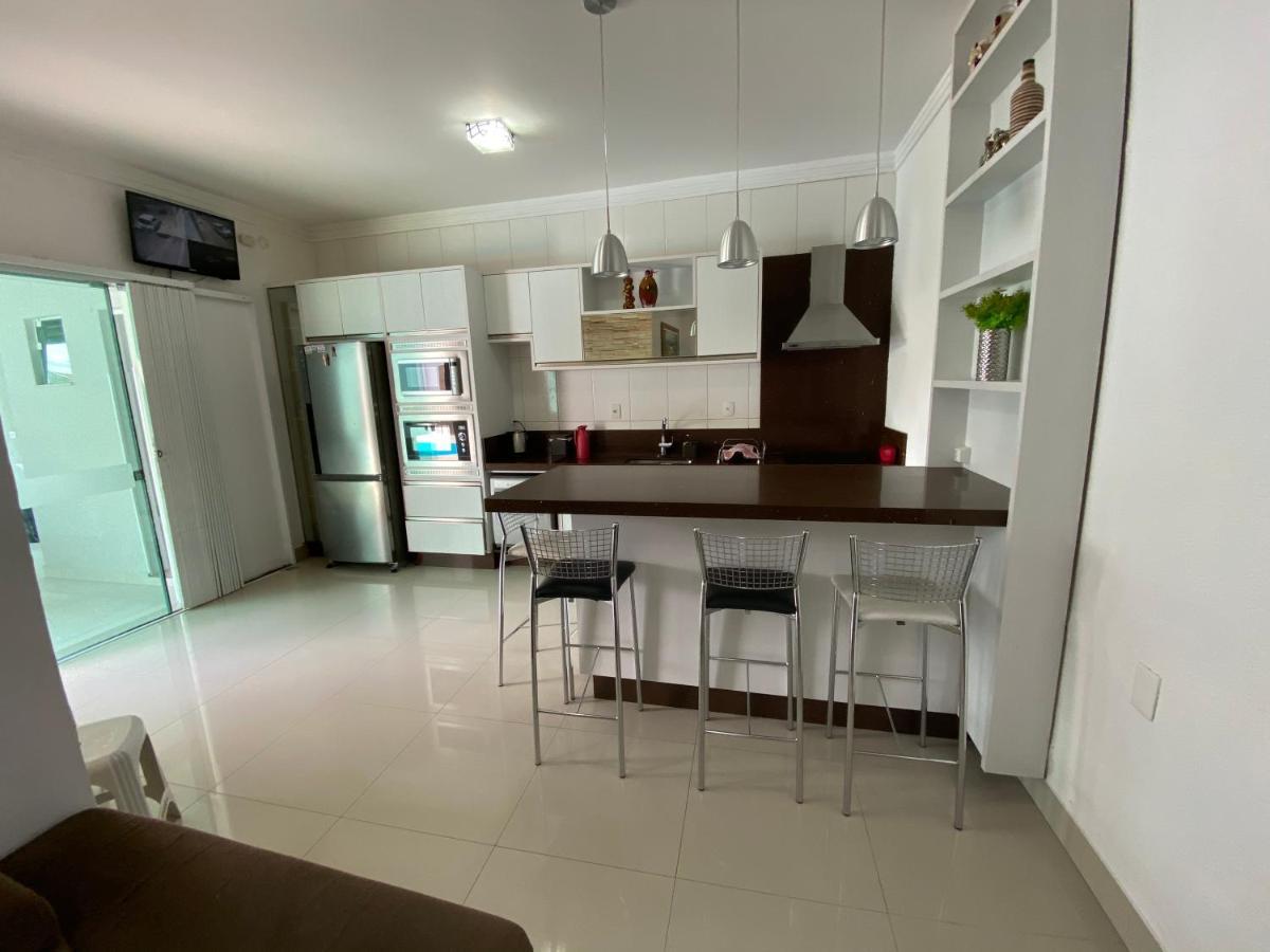فيلا Casa No Centro De Balneário Camboriú المظهر الخارجي الصورة